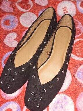 Corset Grommet Flats.